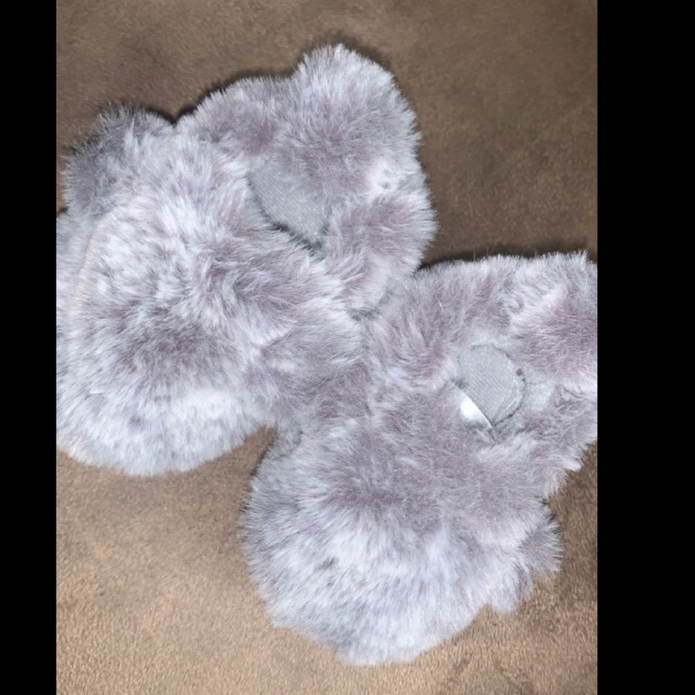 Baby slippers